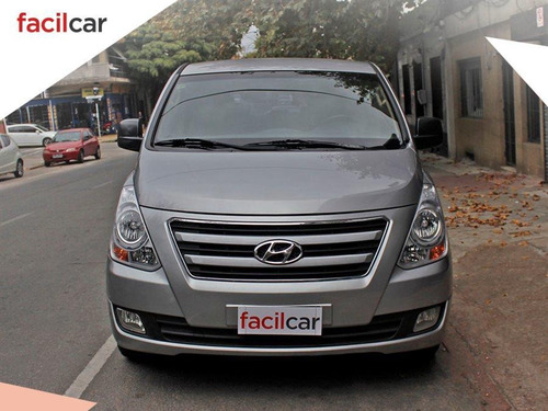 Hyundai H-1 Minibus 2.4 2016 Excelente!!