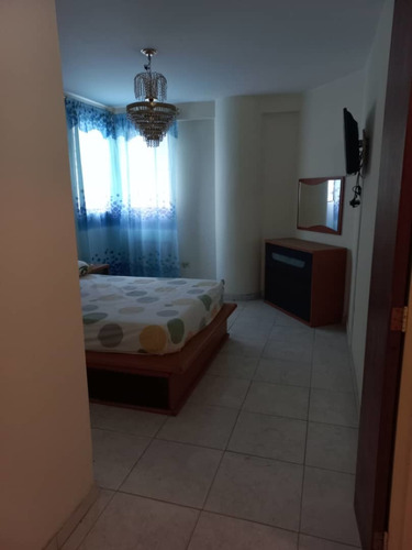 Imagen 13 de 30 de Vendo Apartamento 131m2. Prebol. Julio 2022. Sandra Niño