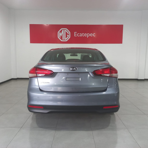 Imagen 6 de 15 de Kia Forte Lx 2017