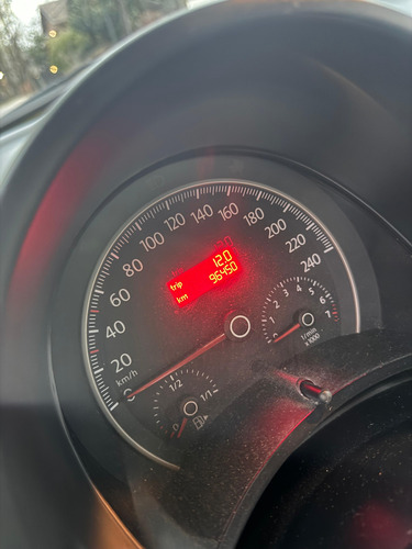 Volkswagen New Beetle 2.0 Luxury