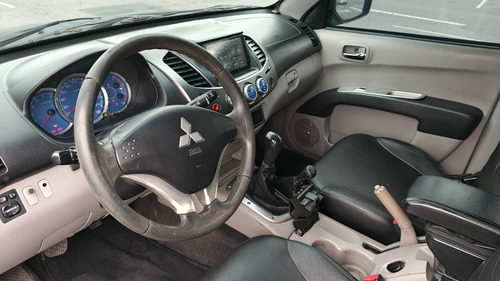 Mitsubishi L200 3.2 Triton Hpe Cab. Dupla 4x4 4p