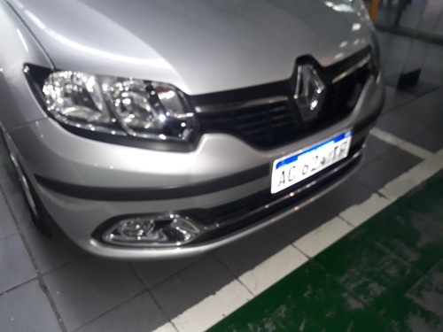 Imagen 2 de 14 de Logan Privilege 1.6 C/gnc ,con Transferencia Incluida !!!