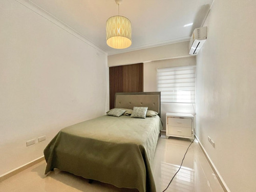 A226 Evaristo Morales - Apartamento Amueblado En Alquiler En Evaristo Morales | 2 Habitaciones | 2.5 Baños | Area Social