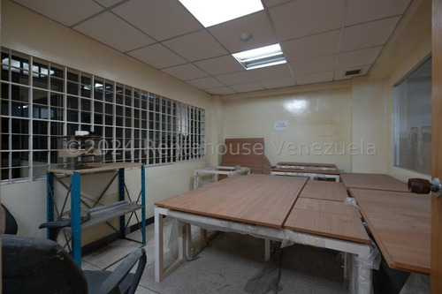 Local Comercial A Pie De Calle Quinta Crespo 24-19172