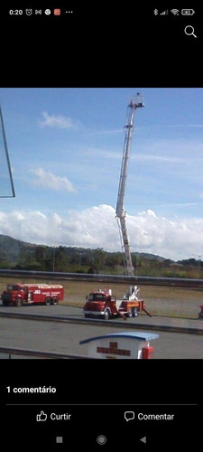 Caminhão Bombeiro Autoescada E Plataforma