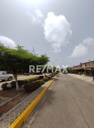 Imagen 13 de 13 de Townhouse En El Oasis , Los Robles , Isla De Margarita, Nueva Esparta