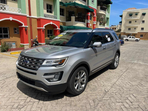 Imagen 2 de 15 de Ford Explorer Limited Americana