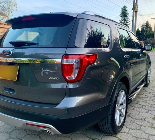 Ford Explorer Limited 4x4