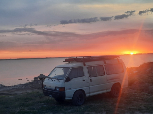 Imagen 9 de 23 de Mitsubishi L300 1998 2.5 Minibus
