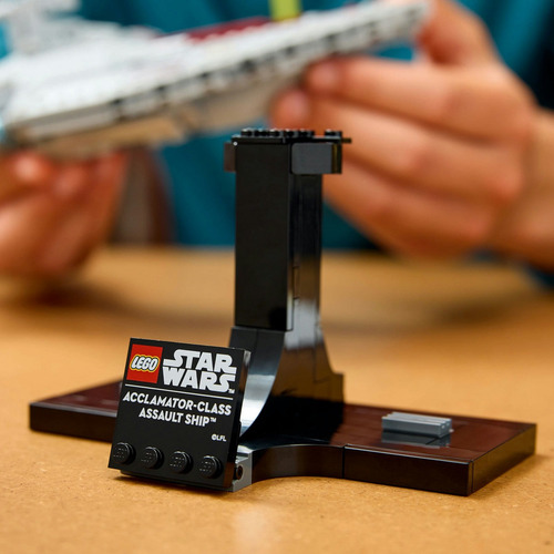 Navio de assalto Lego Star Wars Acclamator Class 75404