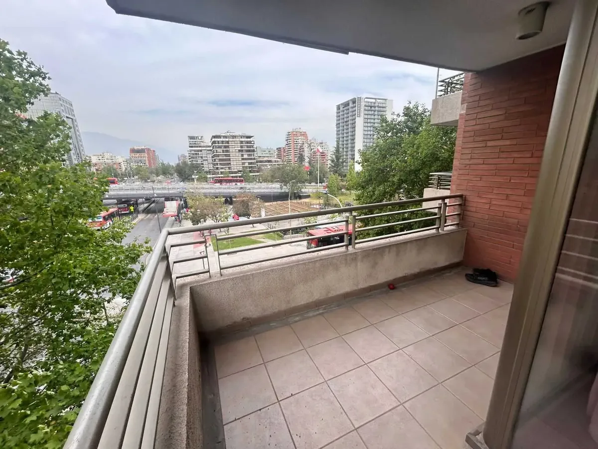 Imagen 4 de 12 de Excelente Departamento A Pasos Del Metro (155528)