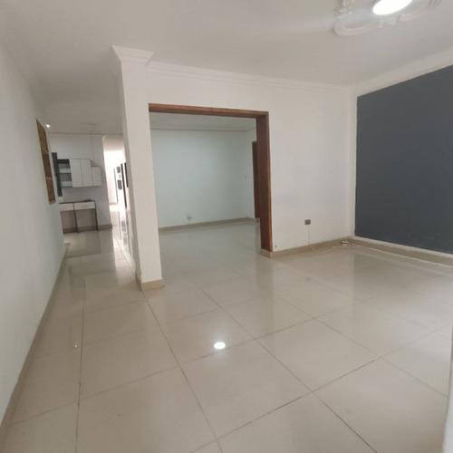 Casa En Venta En Medellín - El Estadio Cod 66359