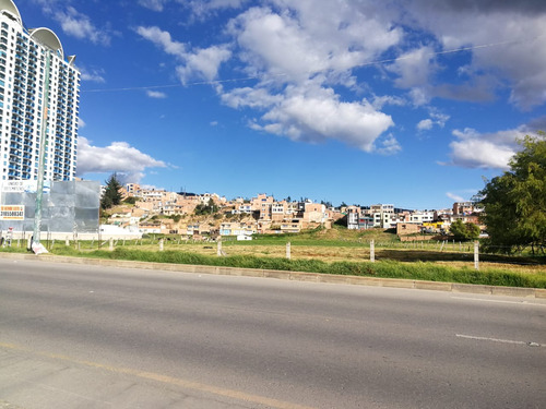 Vendo Lote Para Uso Comercial Y Residencial 33 Pisos