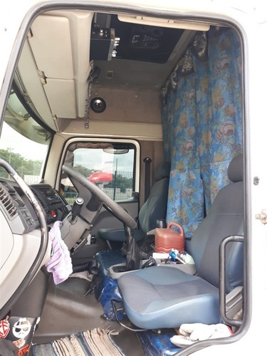 Imagem 8 de 15 de Vw 19-320 Constellation Ano 2011 Leito Teto Alto C/ Ar Cond.