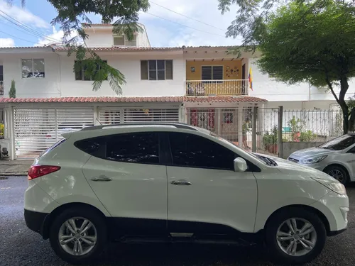 Hyundai TUCSON IX-35 2.0l 4x4