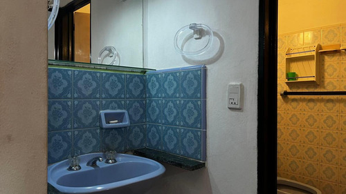Casa En Venta - 2 Dormitorios 1 Baño - 112mts2 - Villa Gesell