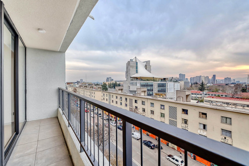 Imagen 11 de 12 de Edificio Matucana- Piso 6