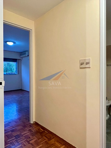 Alquiler Apartamento 1 Dormitorio En Cordón! Piso Alto. Acepta Depósito B. H. U. Cómo Garantía!
