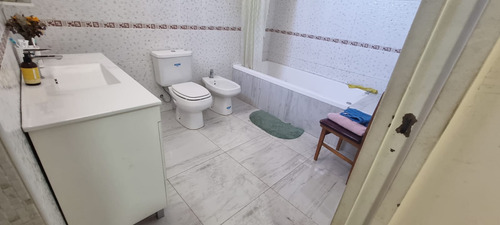 En Venta En El Palomar Casa Hecha A Nuevo Sobre Lote De 340m F: 9752