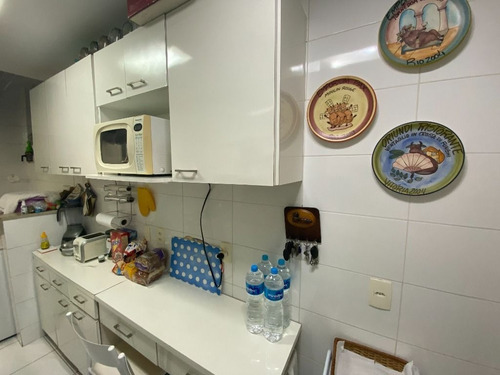 Imagem 20 de 25 de Apartamento Com Vista Aberta E Indevassada, Com 2 Quartos À Venda, 75 M² Por R$ 950.000 - Humaitá - Rio De Janeiro/rj - Ap1422