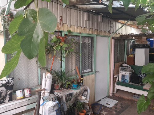 Casa Con Local Comercial