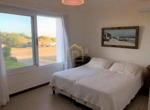 Imagen 5 de 12 de Casa Frente Al Mar 5 Dormitorios En La Barra, Punta Del Este +piscina +parrillero