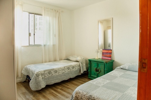 Vendo Apto Reciclado, Vista Emir Península 3 Dorm, 2 Baños