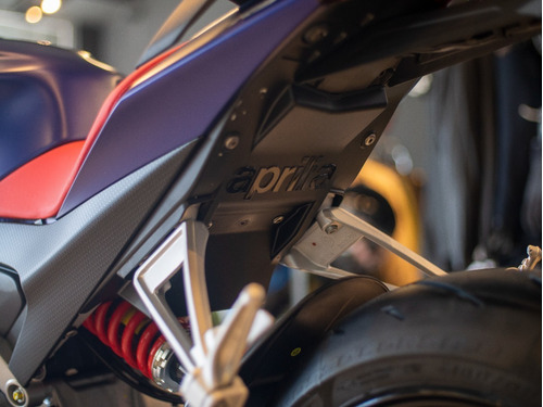 Imagen 9 de 15 de Aprilia Rs 660 Violeta 0 Km