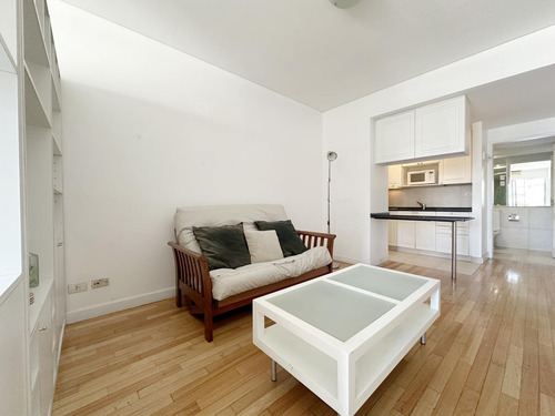 Venta Monoambiente Divisible Con Balcón En Recoleta