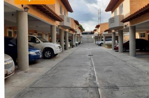 Imagen 9 de 14 de Town House En Mañongo