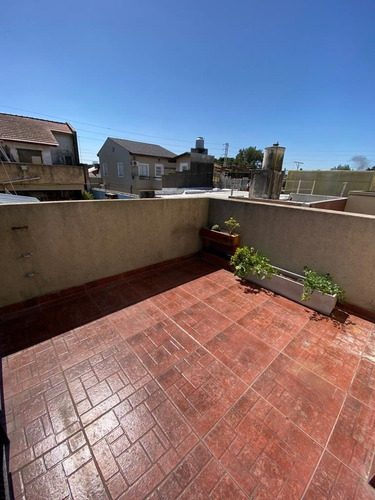 Imagen 8 de 12 de Hermoso Dúplex En Primer Piso
