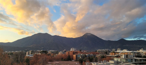 Departamento En Venta De 6 Dorm. En Vitacura