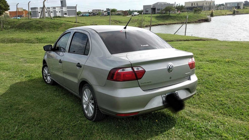 Volkswagen Voyage 1.6 Comfortline Plus 2 I-motion Ll 2013