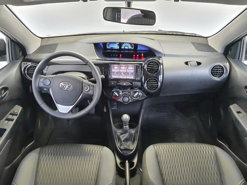Toyota Etios Sedan 4p Xls 1.5 Mt My20 0km