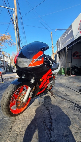 Imagen 19 de 24 de Honda Cbr 600 F3