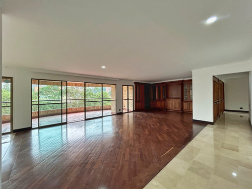 Apartamento En Venta, San Lucas, Medellín 