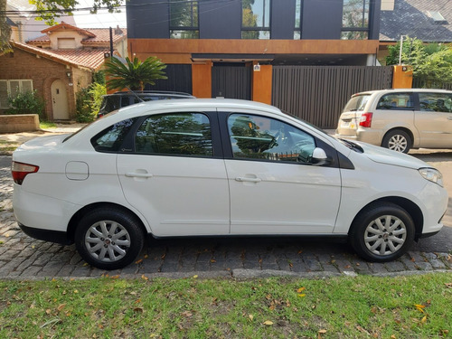 Fiat Grand Siena 1.4 Attractive 2014 Nafta/gnc