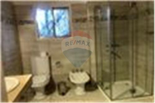 Casa/oficina Con Galpón Refaccionada San Isidro