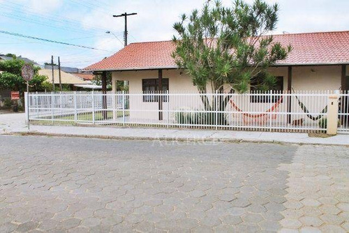 Imagem 12 de 16 de Casa Com 3 Dormitórios À Venda, Com Piscina, 200 M² - Ca0236