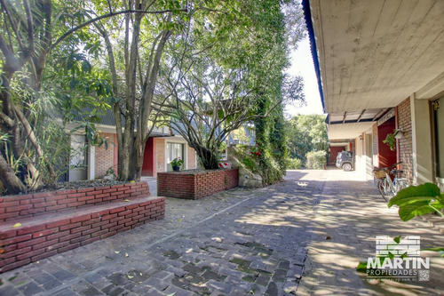 Imagen 10 de 30 de Excelente Triplex En Condominio Con Pileta Y Parrilla - Martinez