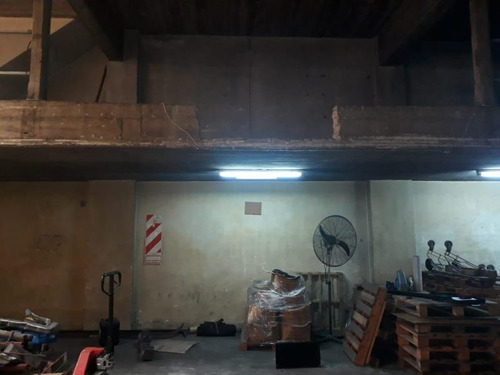 Excelente Galpón Con Vivienda. Rucci 934
