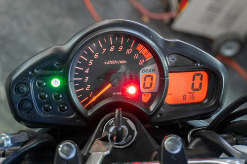 Suzuki Gladius 650 2013