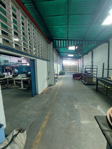 Am* 258356 Venta Galpón La Quizanda (1.513 Mts.)