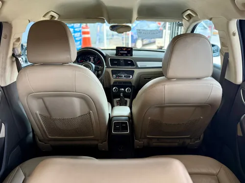 Audi Q3 2.0 Luxury 170hp S-Tronic At