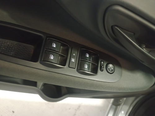Fiat Punto 1.4 Attractive C/radio Integrada