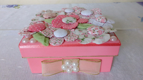 Porta Jóias,mdf Artesanal Coberta Com Flores Em Tecido-rosa