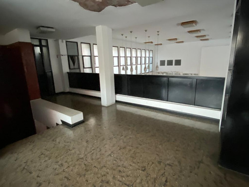 Imagen 14 de 19 de Alquiler De Local En San Miguel De Tucumán, Barrio Sur.