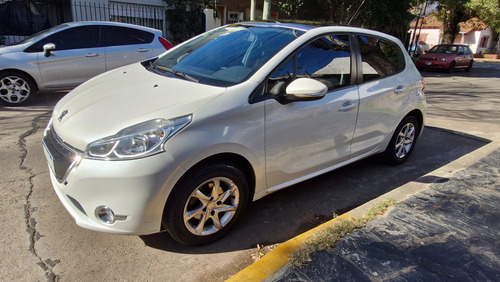 Peugeot 208 1.6 Allure Tiptronic