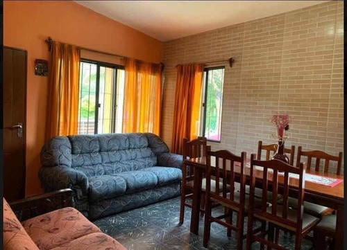Alquilo Casa, Piscina Climatizada (uso Exclusivo, No Es Compartida) Por Bomba De Calor, Atlántida, Menos De Dos Cuadras Playa