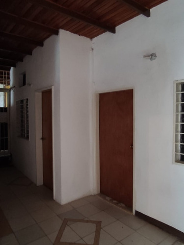 Imagen 8 de 18 de Casa En Venta Urb. Villas De Santa Rita Edo Aragua / 04166437900 04265330106